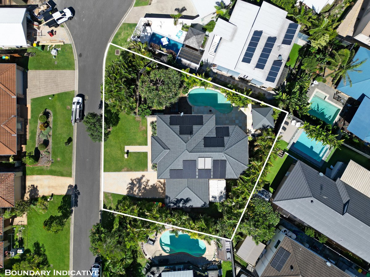 3 Dapples Court Burleigh Heads 27