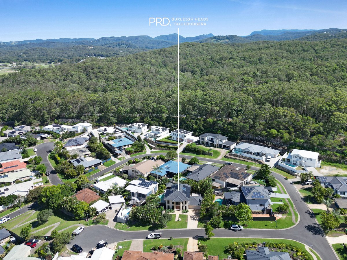 3 Dapples Court Burleigh Heads 28