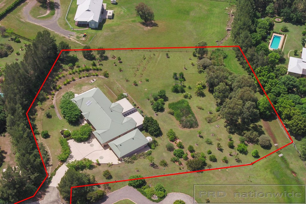 3 Darfield Close BOLWARRA HEIGHTS 1