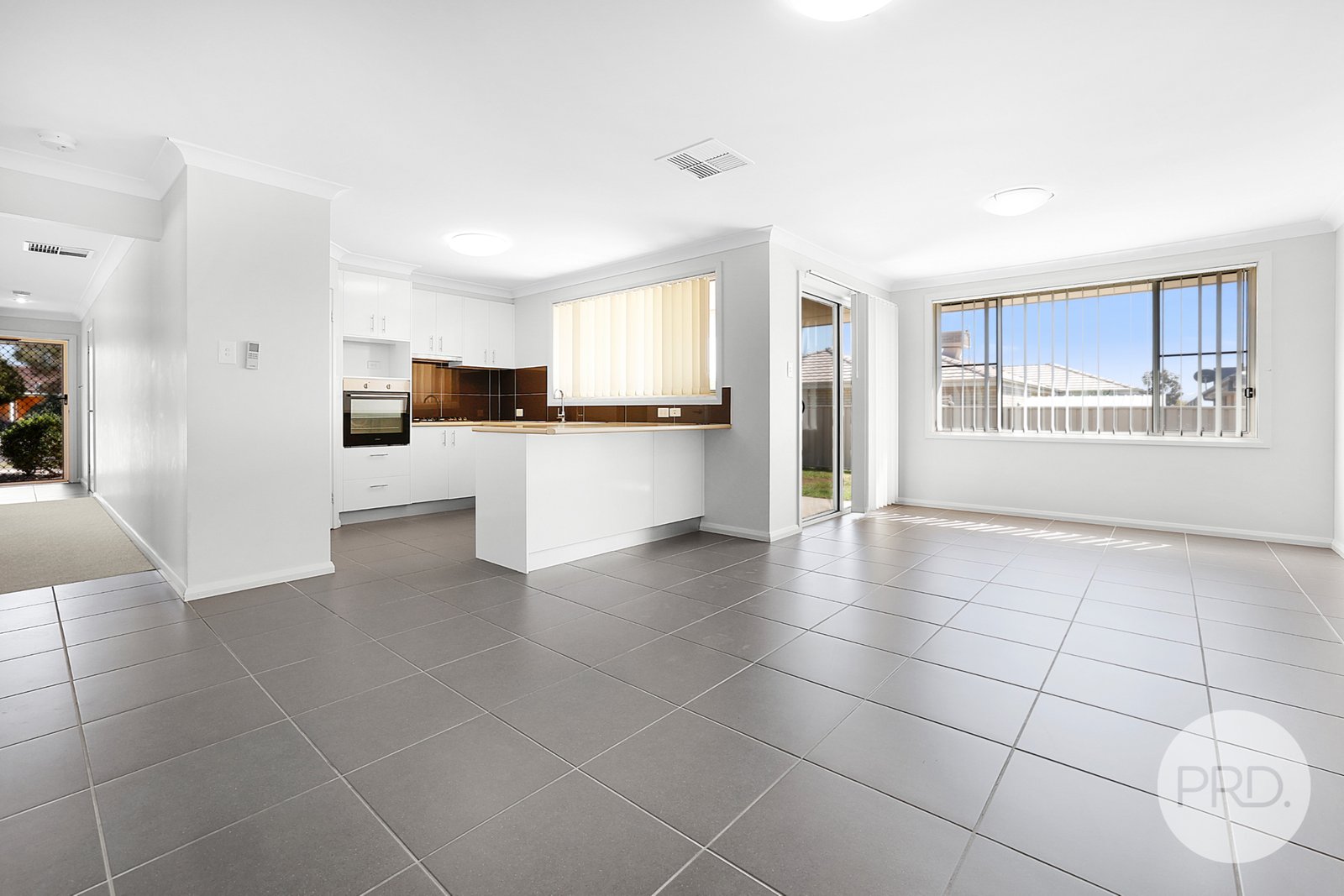 3 Darien Avenue HILLVUE 9