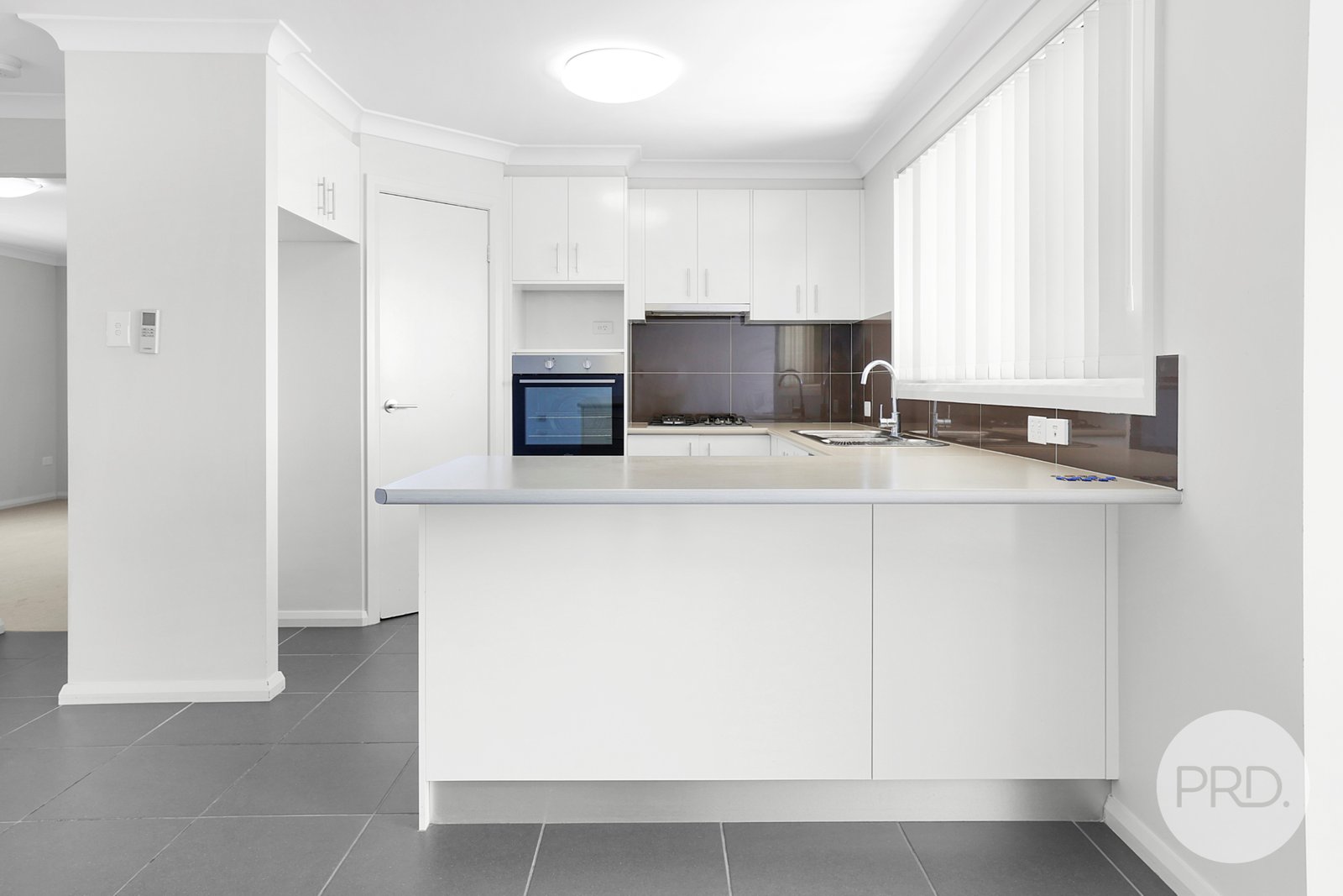 3 Darien Avenue HILLVUE 12