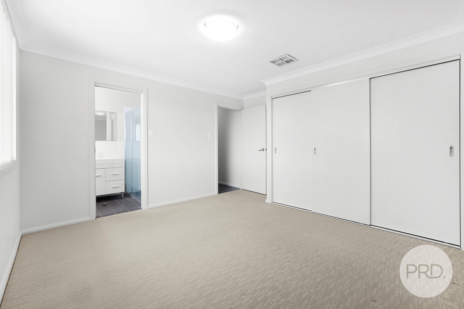 3 Darien Avenue HILLVUE 21