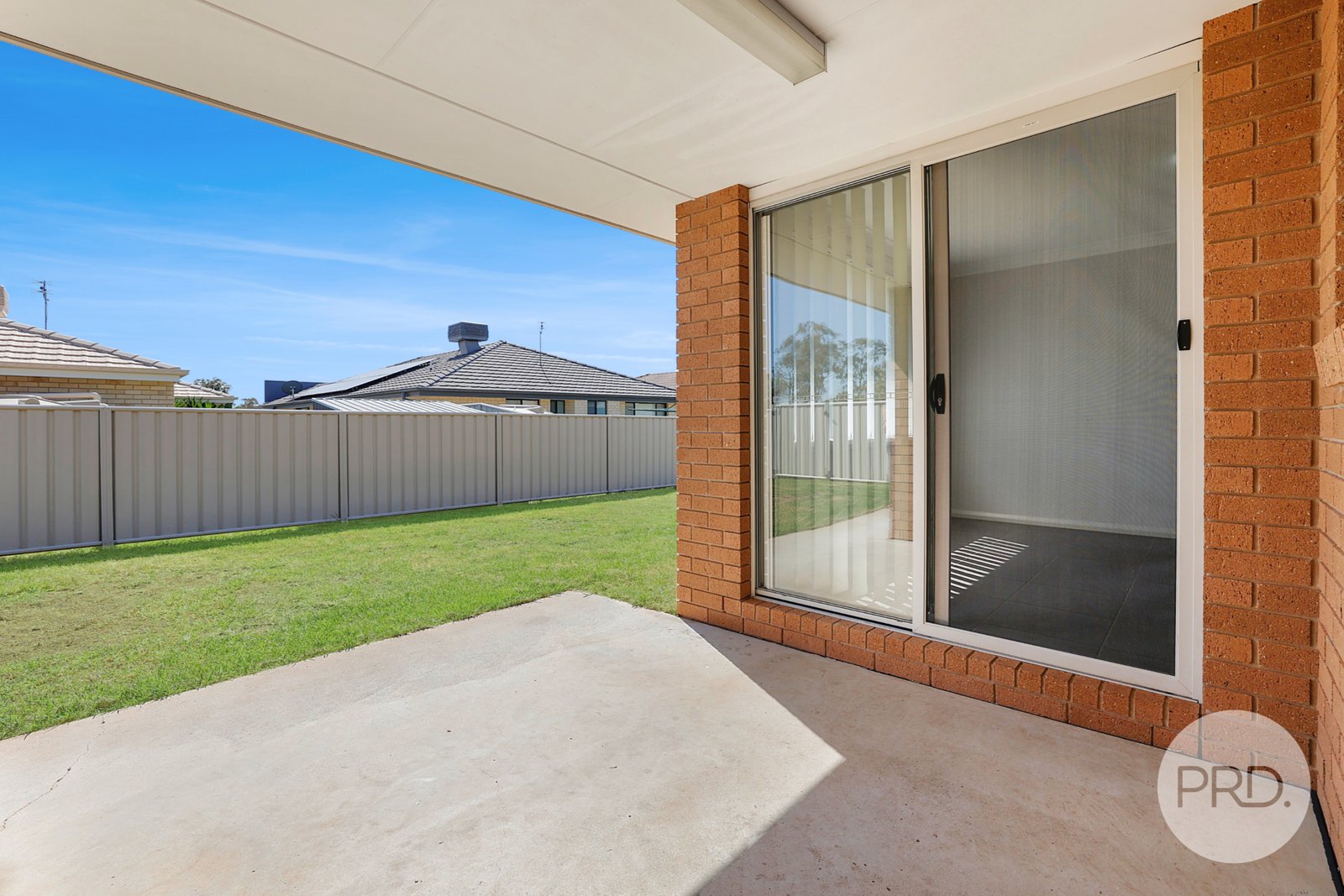 3 Darien Avenue HILLVUE 24