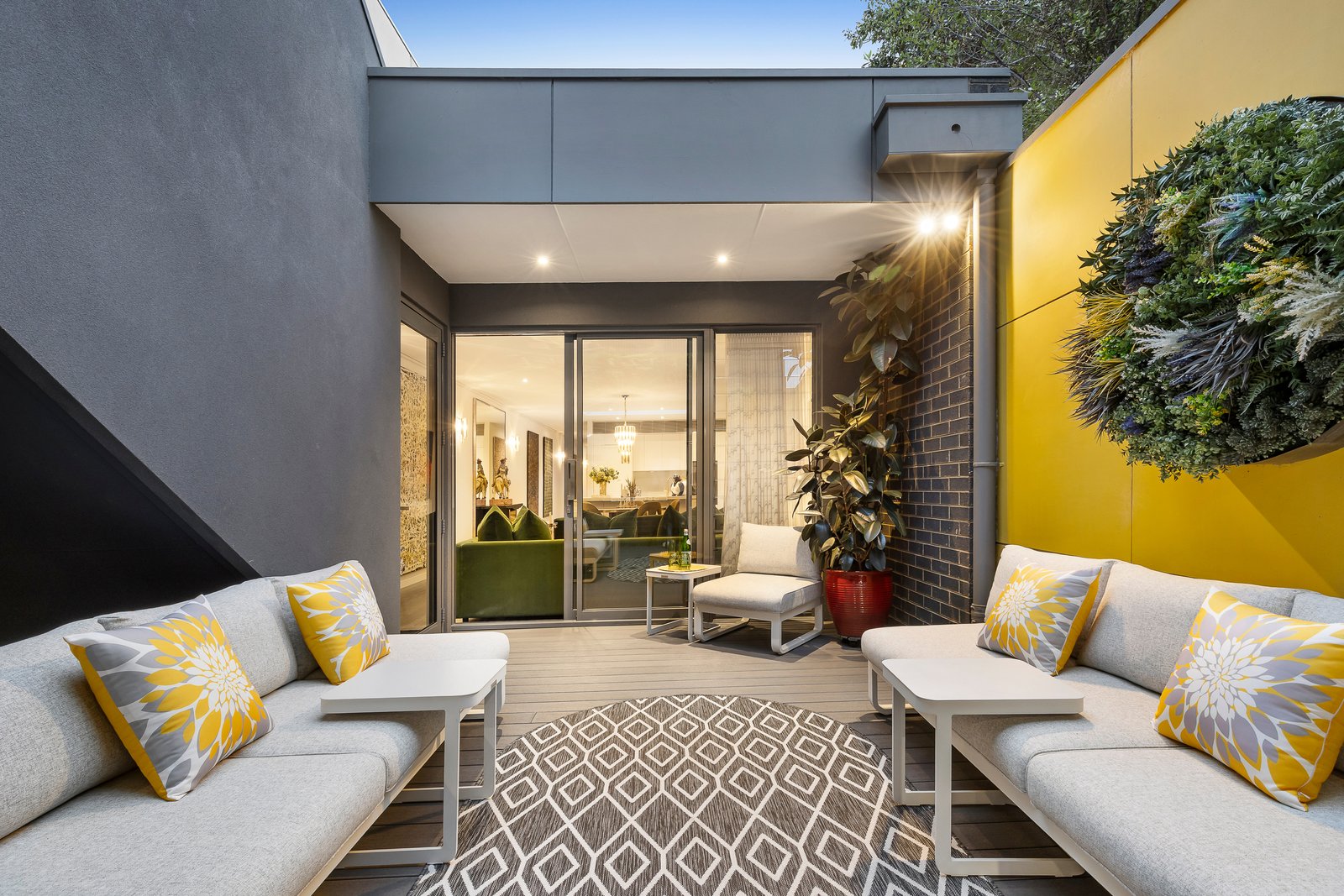 Gallery: 3 Davie Lane