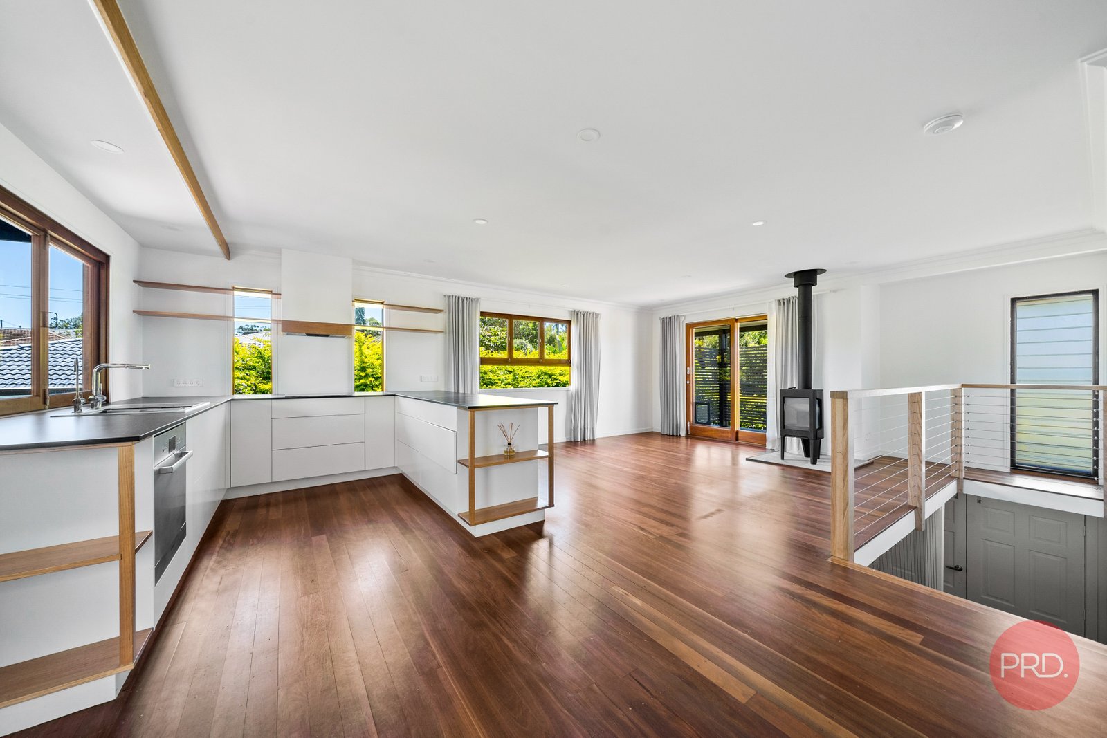 3 Dawn Crescent THORNLANDS 2