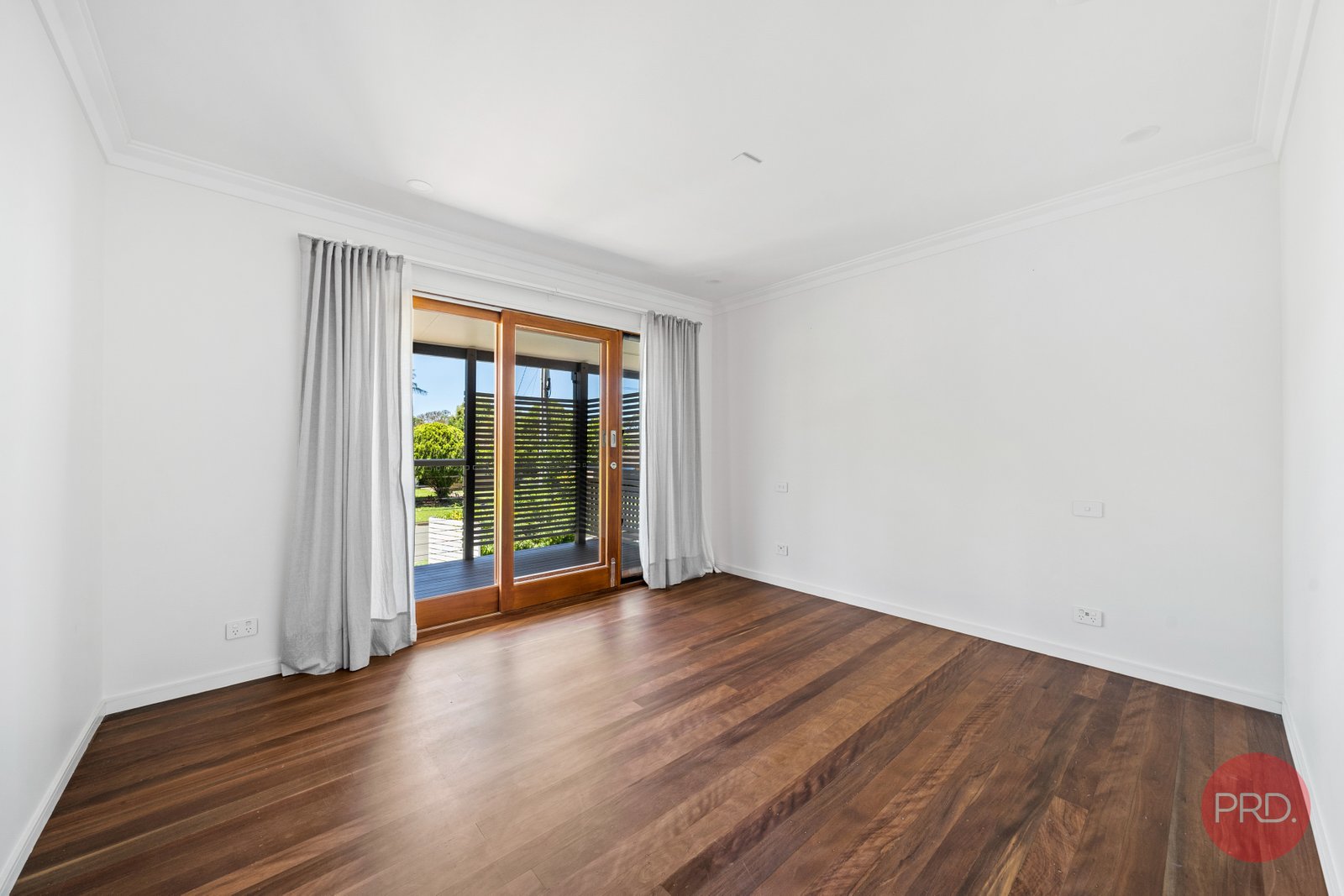 3 Dawn Crescent THORNLANDS 3