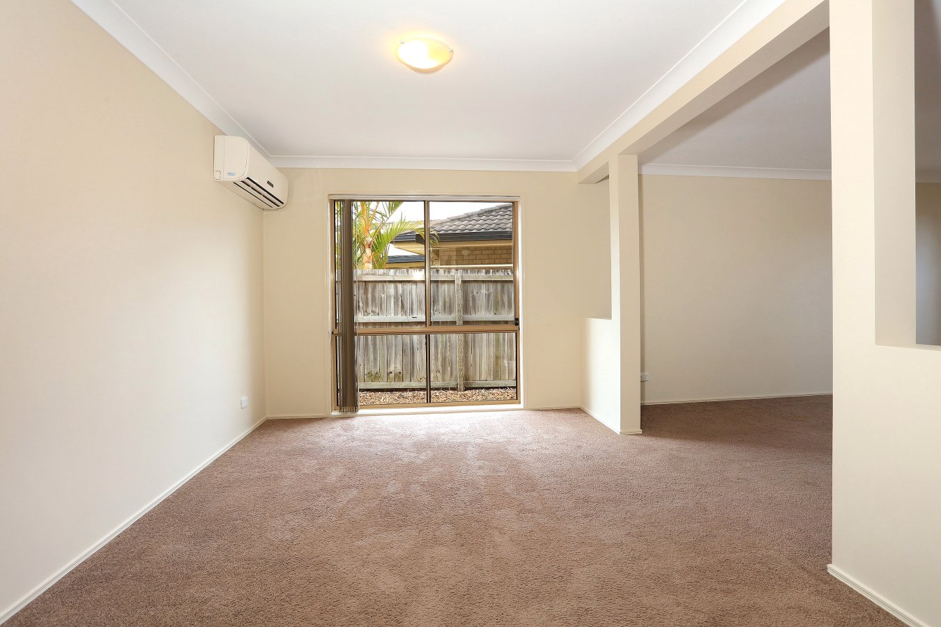 3 Dellwood Circuit MOLENDINAR 12
