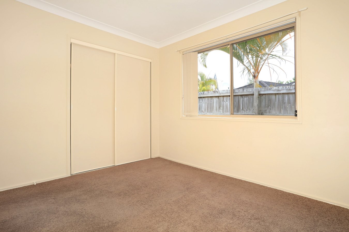 3 Dellwood Circuit MOLENDINAR 18