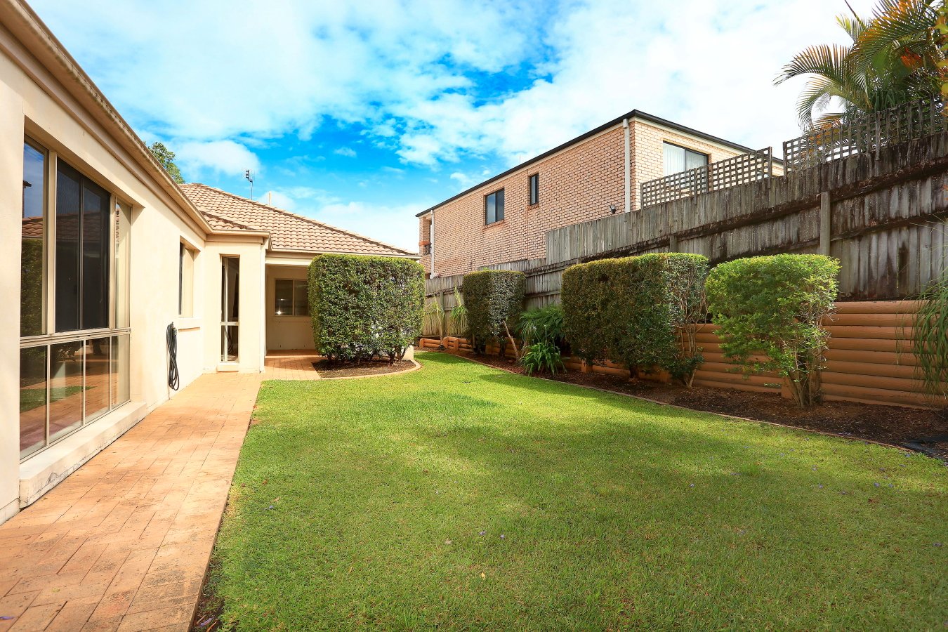 3 Dellwood Circuit MOLENDINAR 24