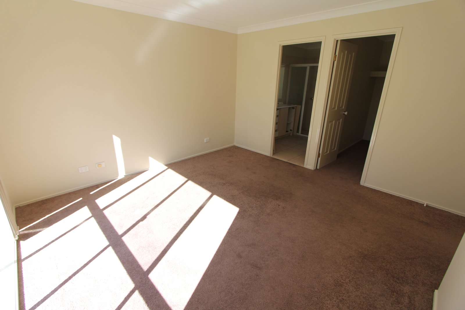 3 Dellwood Circuit MOLENDINAR 6