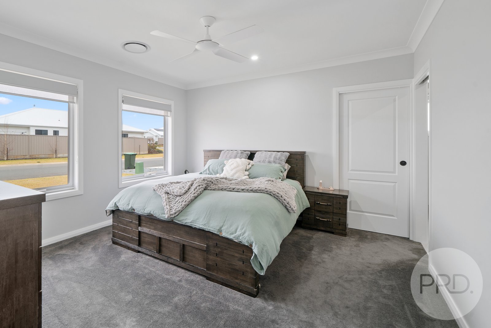 3 Denny Crescent GOBBAGOMBALIN 10