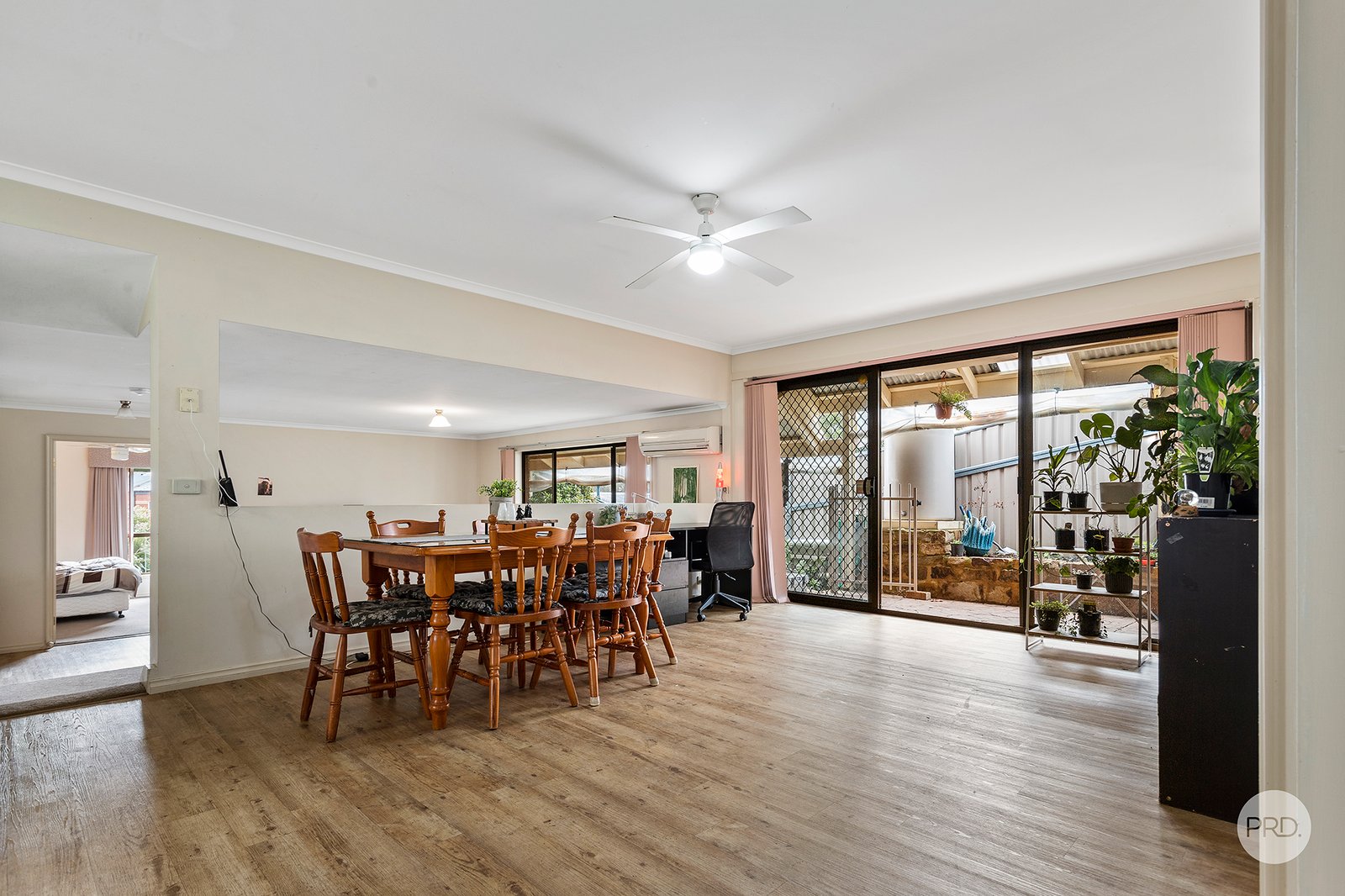 3 Derby Grove FLORA HILL 3