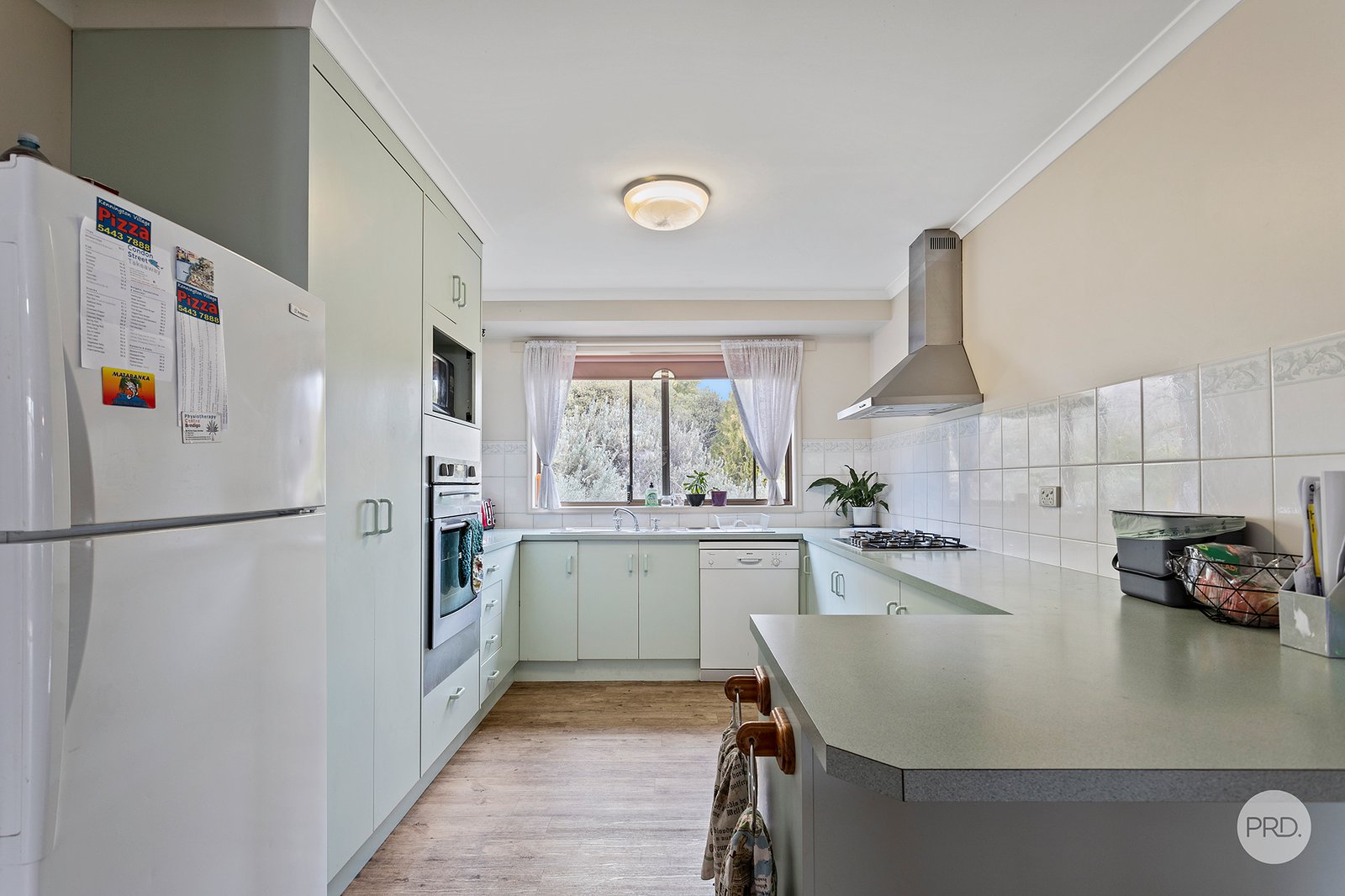 3 Derby Grove FLORA HILL 4