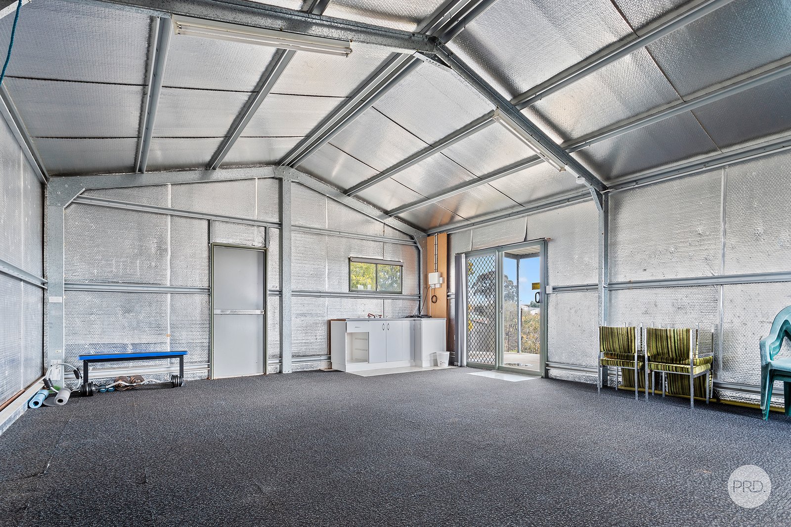 3 Derby Grove FLORA HILL 16