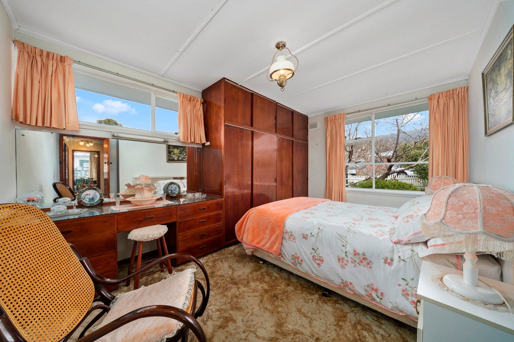 3 Dewar Place CLAREMONT 13