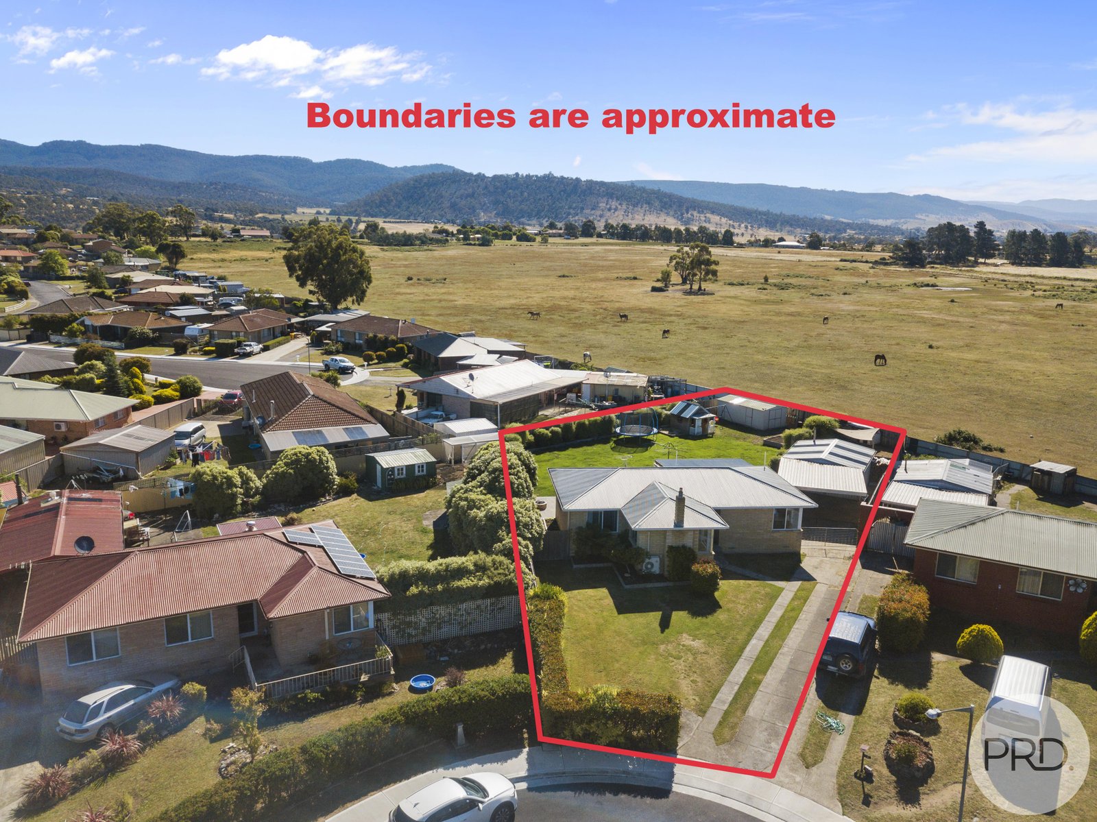 3 Downie Circle NEW NORFOLK 13