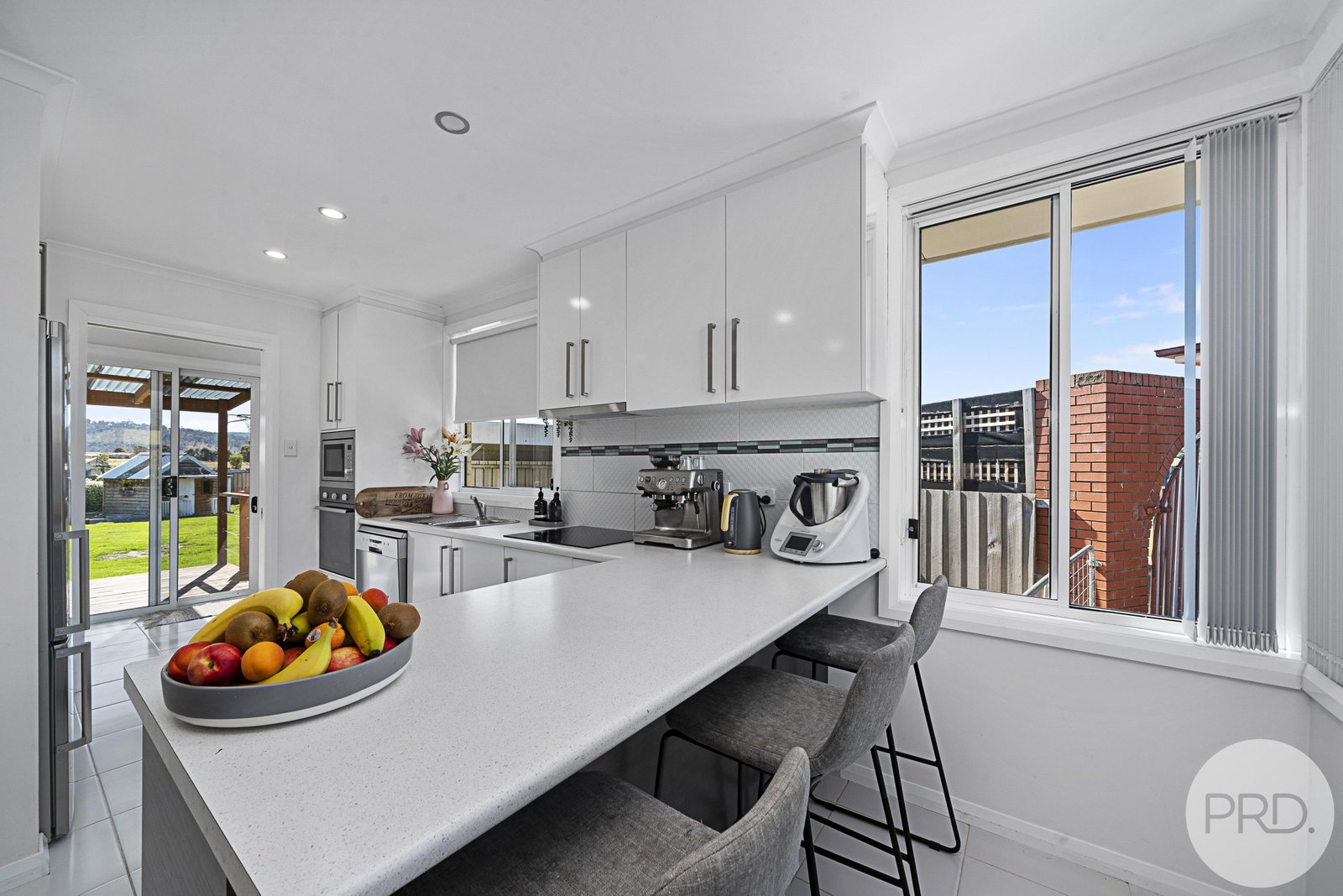 3 Downie Circle NEW NORFOLK 16