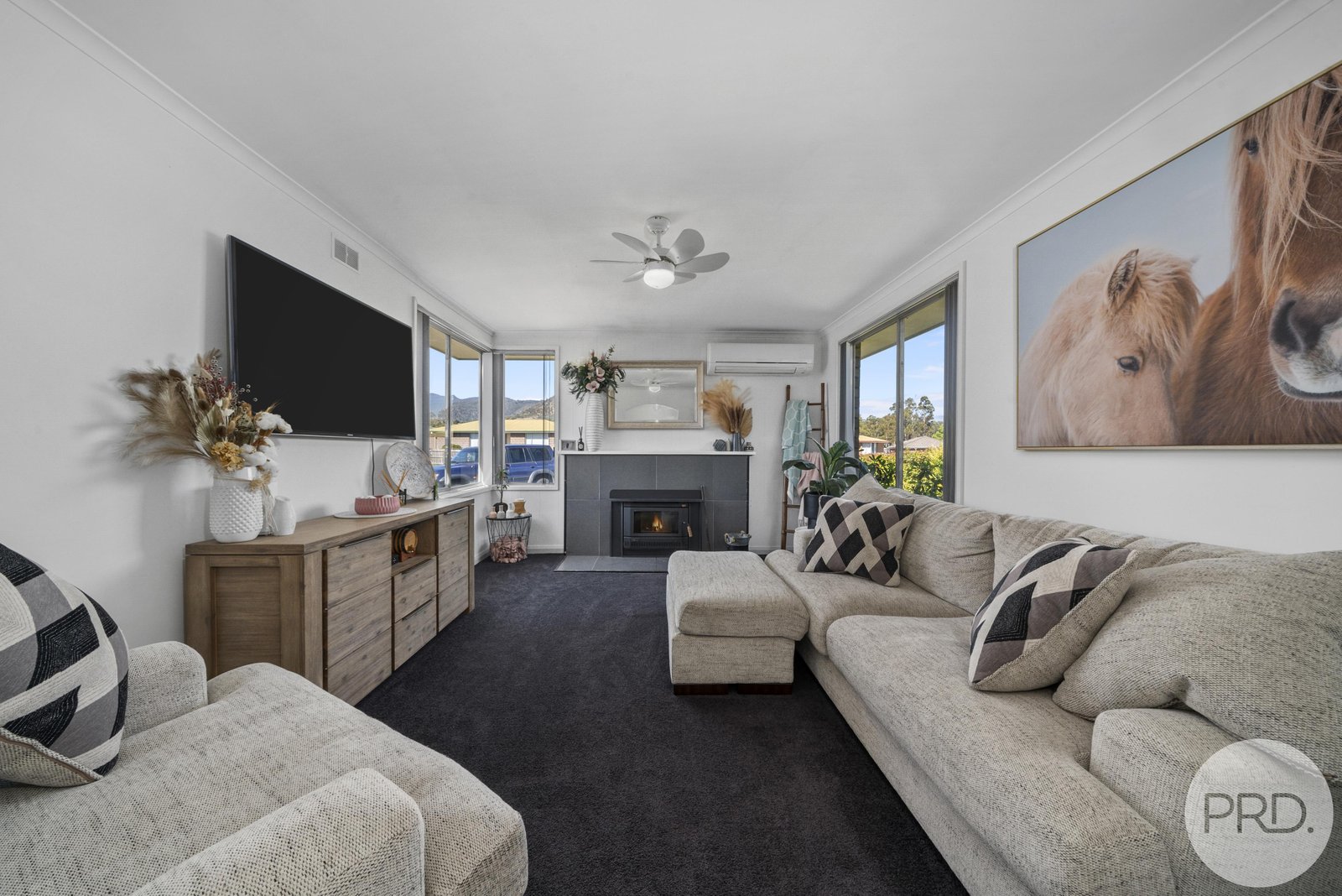 3 Downie Circle NEW NORFOLK 18
