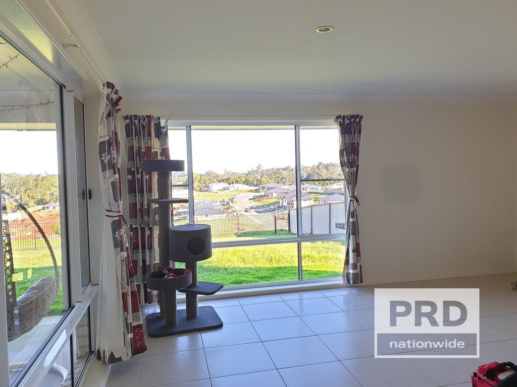 3 Doyle Place GOONELLABAH 3