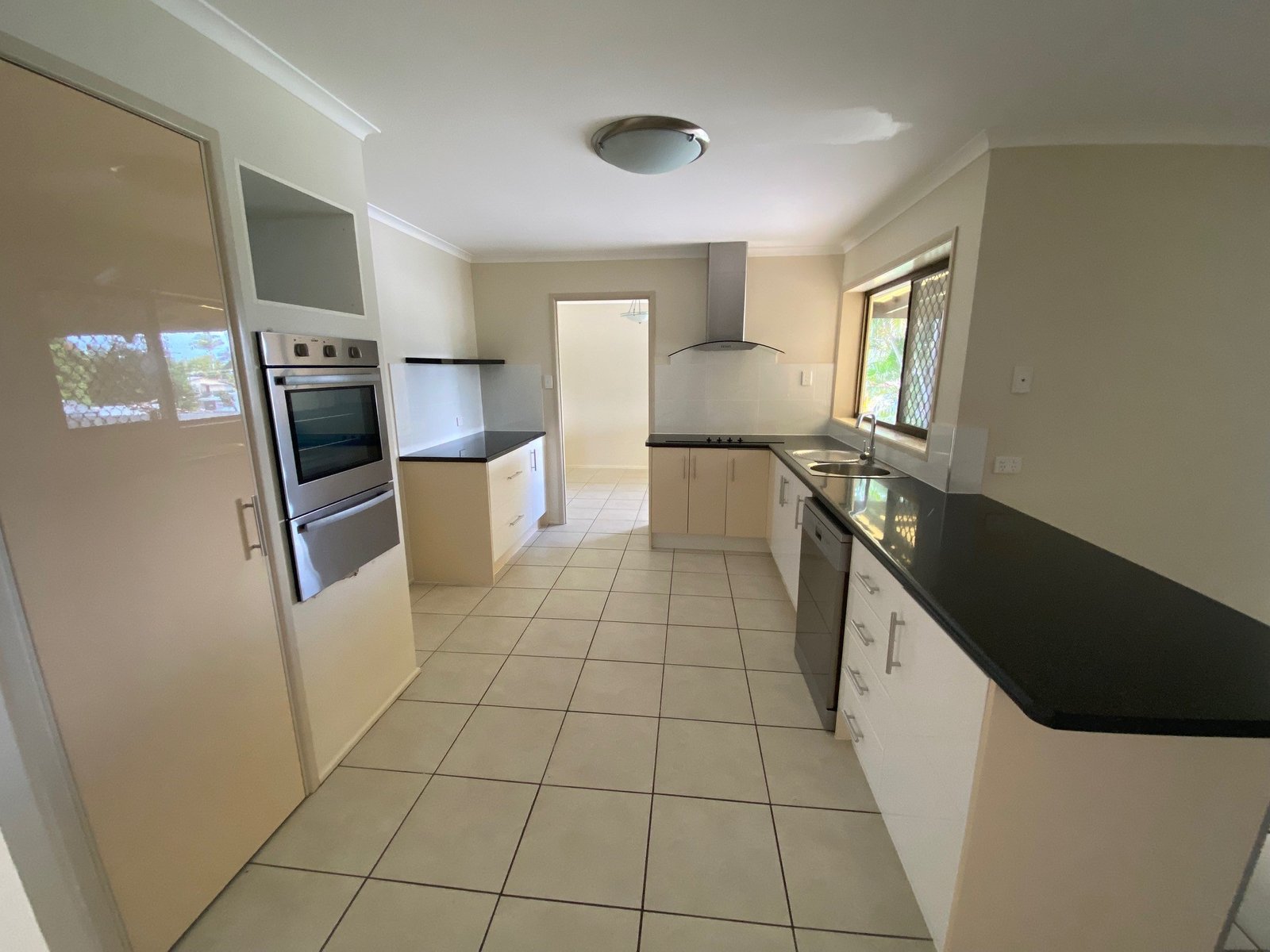 3 Drummond Court TANNUM SANDS 4