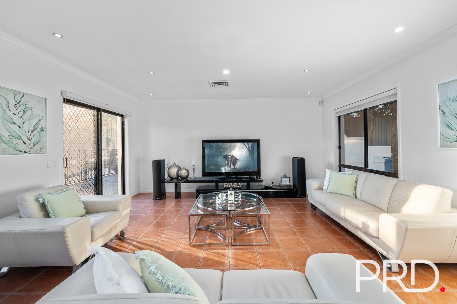 3 Drysdale Place CASULA 4