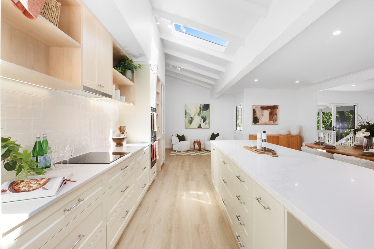 3 Dulcie Drive Burleigh Heads 4