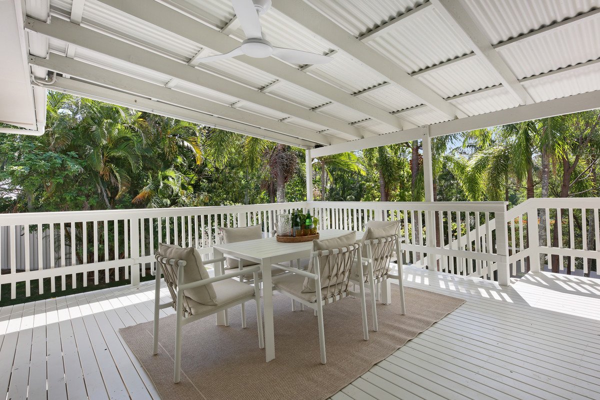 3 Dulcie Drive Burleigh Heads 11