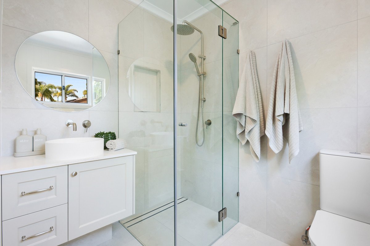 3 Dulcie Drive Burleigh Heads 19