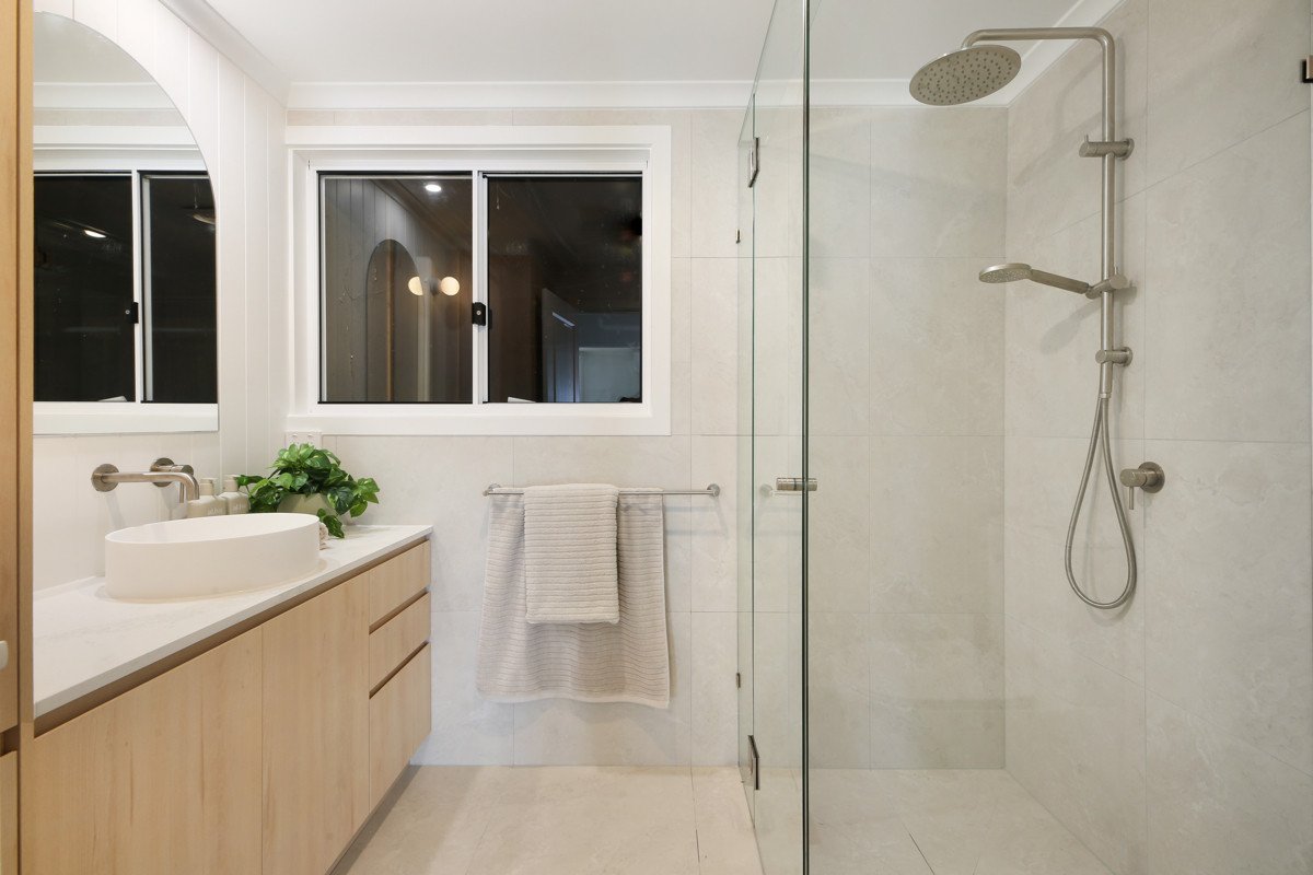 3 Dulcie Drive Burleigh Heads 28