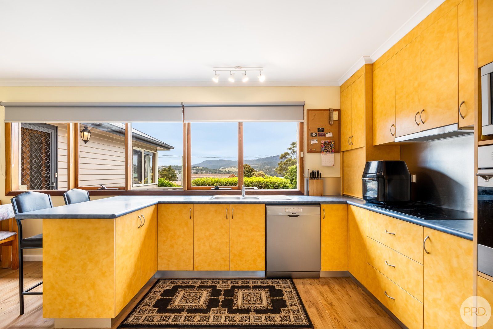 3 Dunedin Close CLAREMONT 16