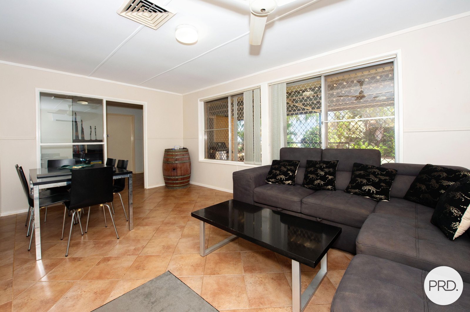 3 Durack Crescent DAMPIER 2