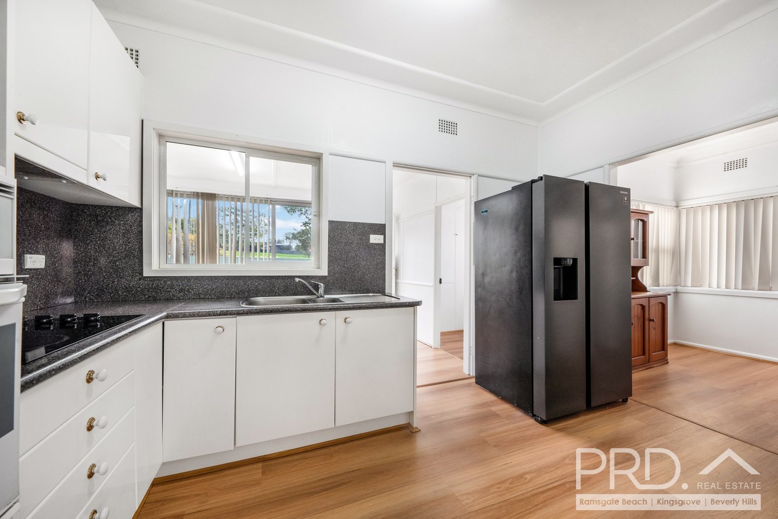 3 Dyinda Place MIRANDA 7