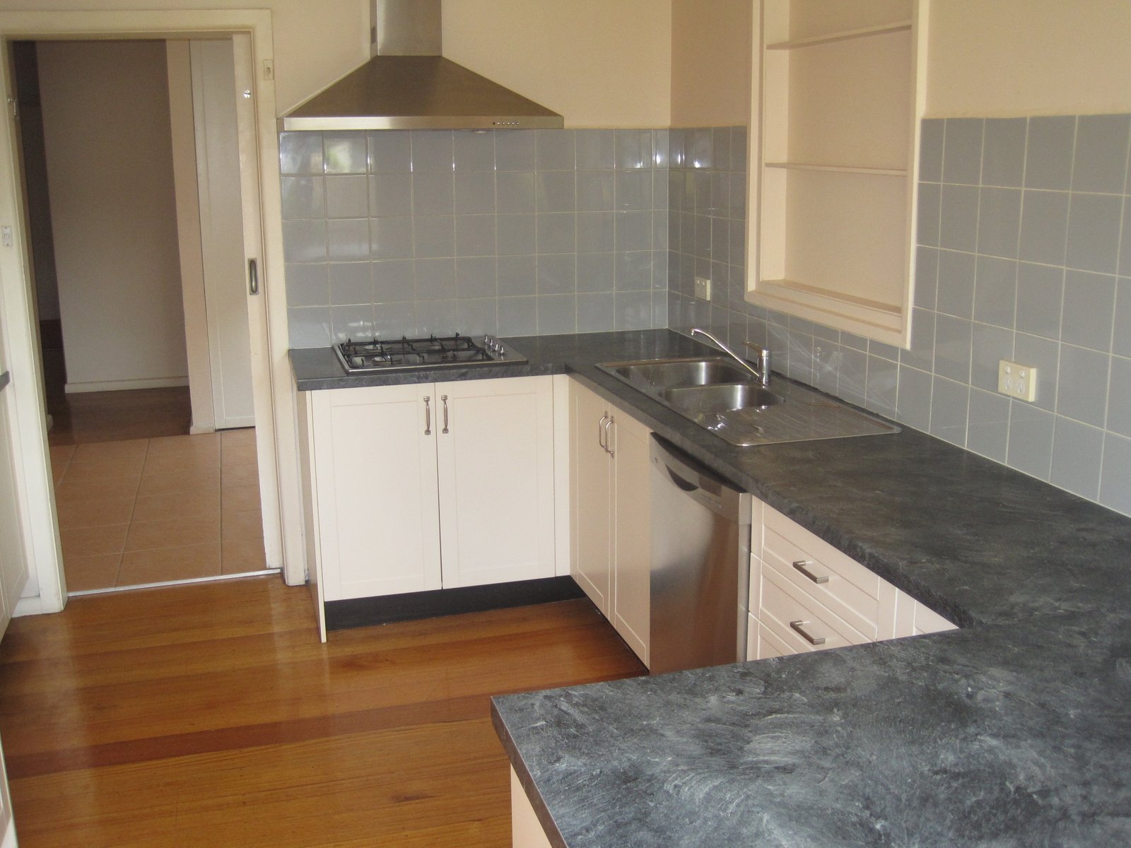 Gallery: 3 East Boundary Road