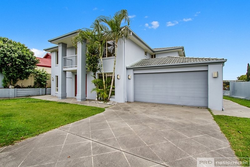 3 Eastbourne Chase ARUNDEL 1