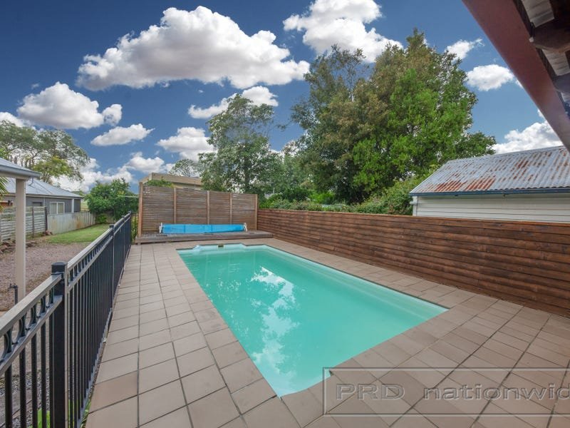 3 Edward Street LORN 3