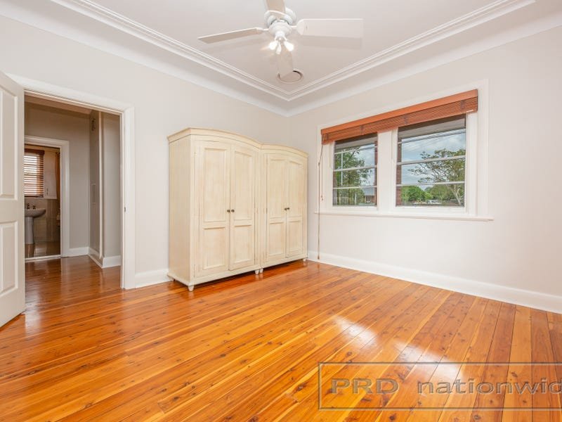 3 Edward Street LORN 8