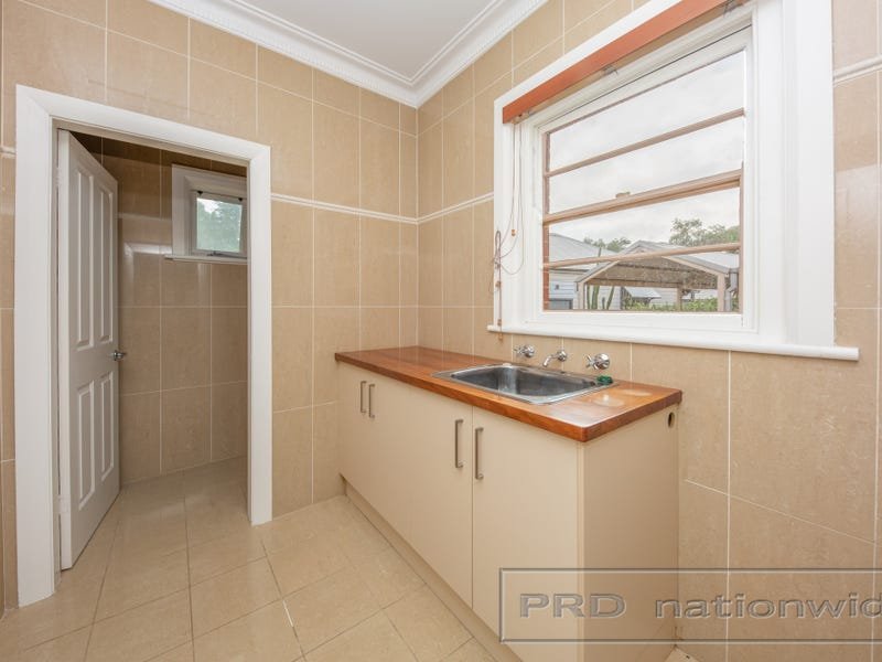 3 Edward Street LORN 14