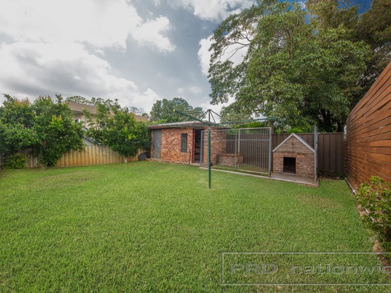 3 Edward Street LORN 17