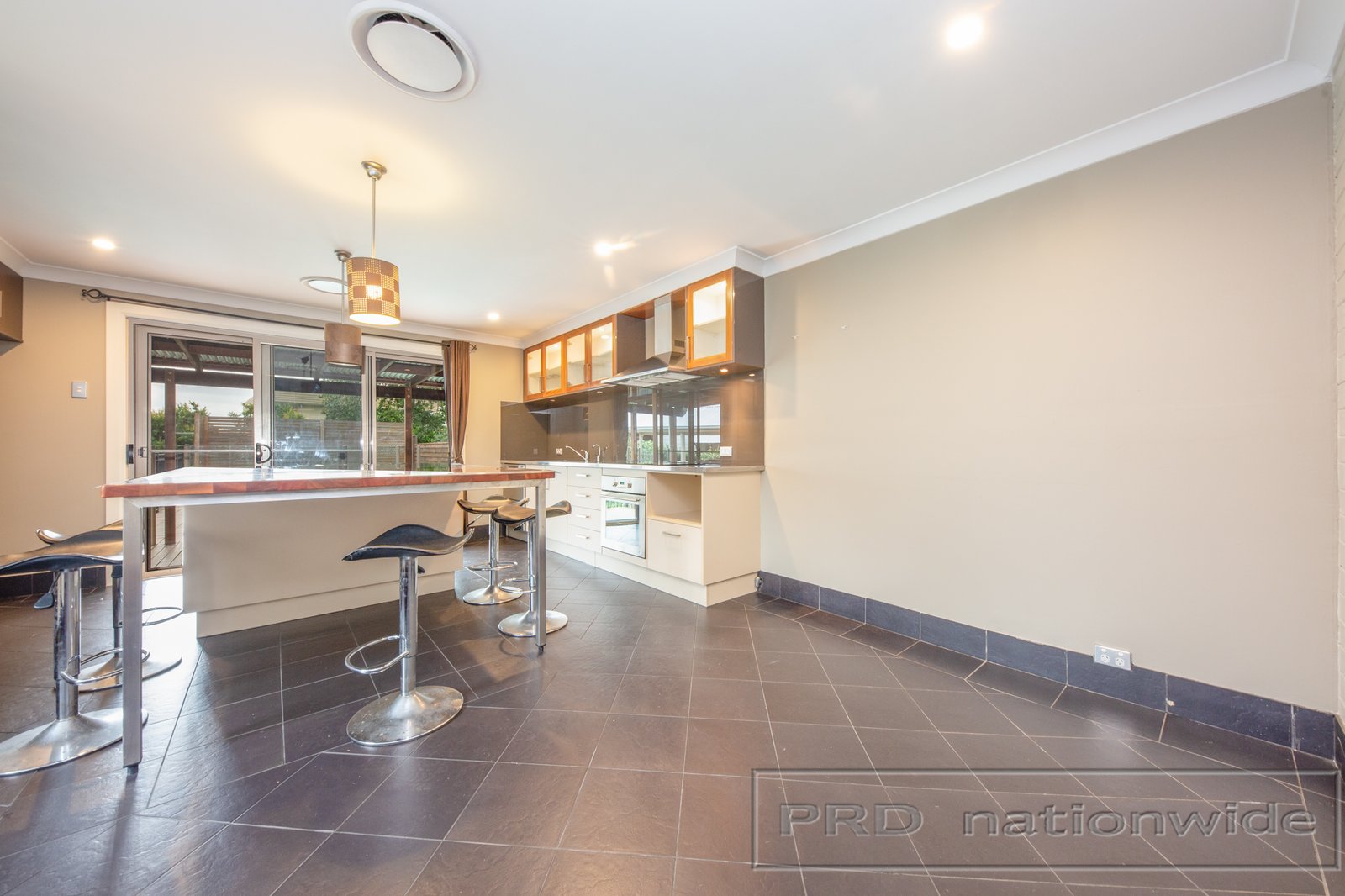 3 Edward Street LORN 5
