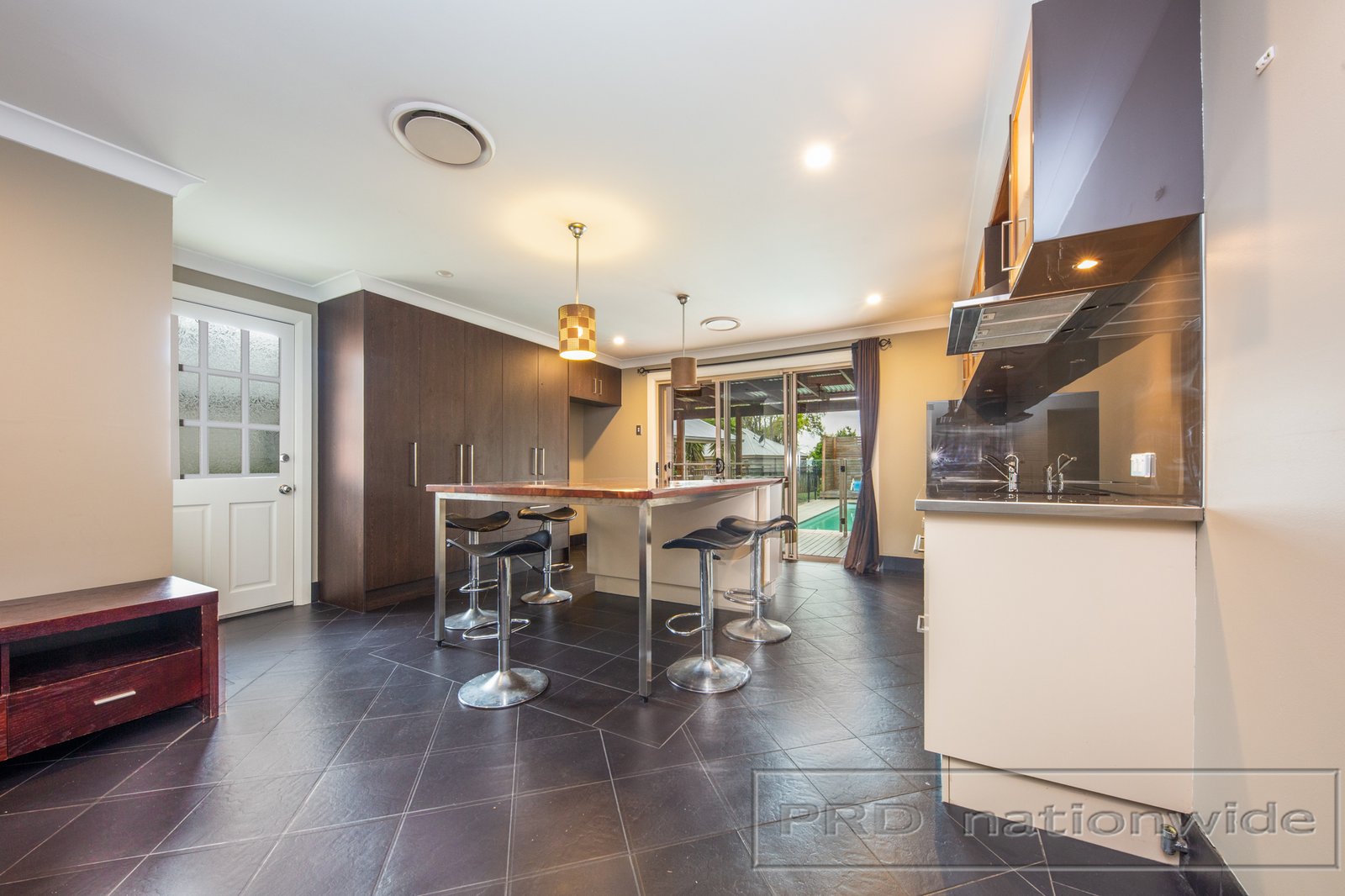 3 Edward Street LORN 7