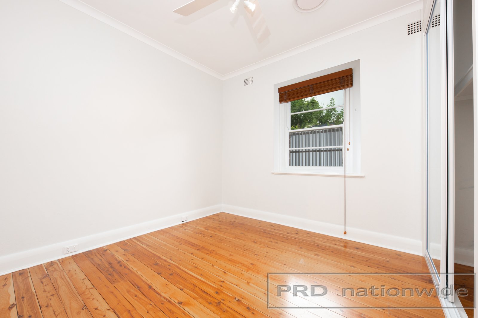 3 Edward Street LORN 11