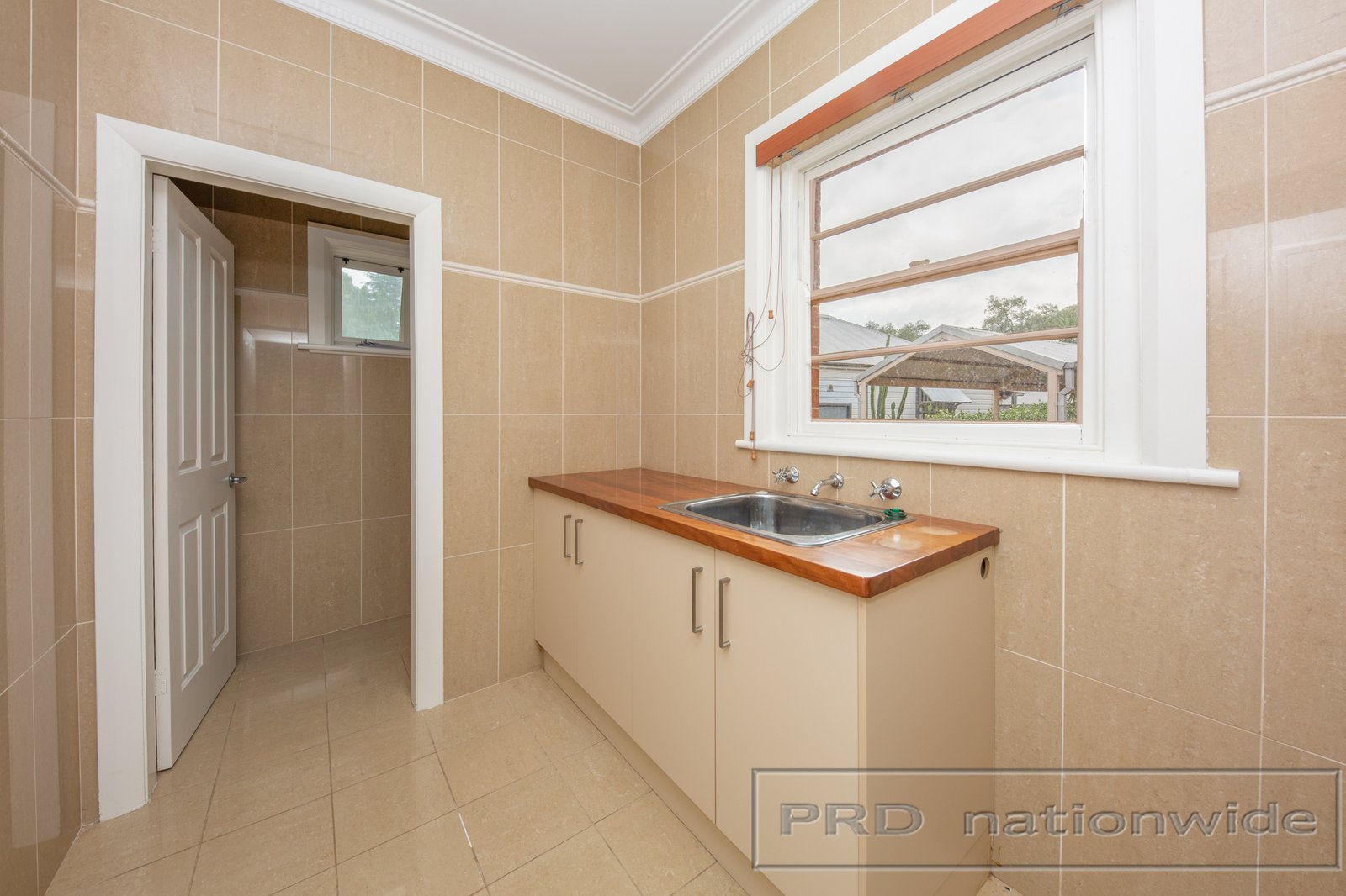 3 Edward Street LORN 16