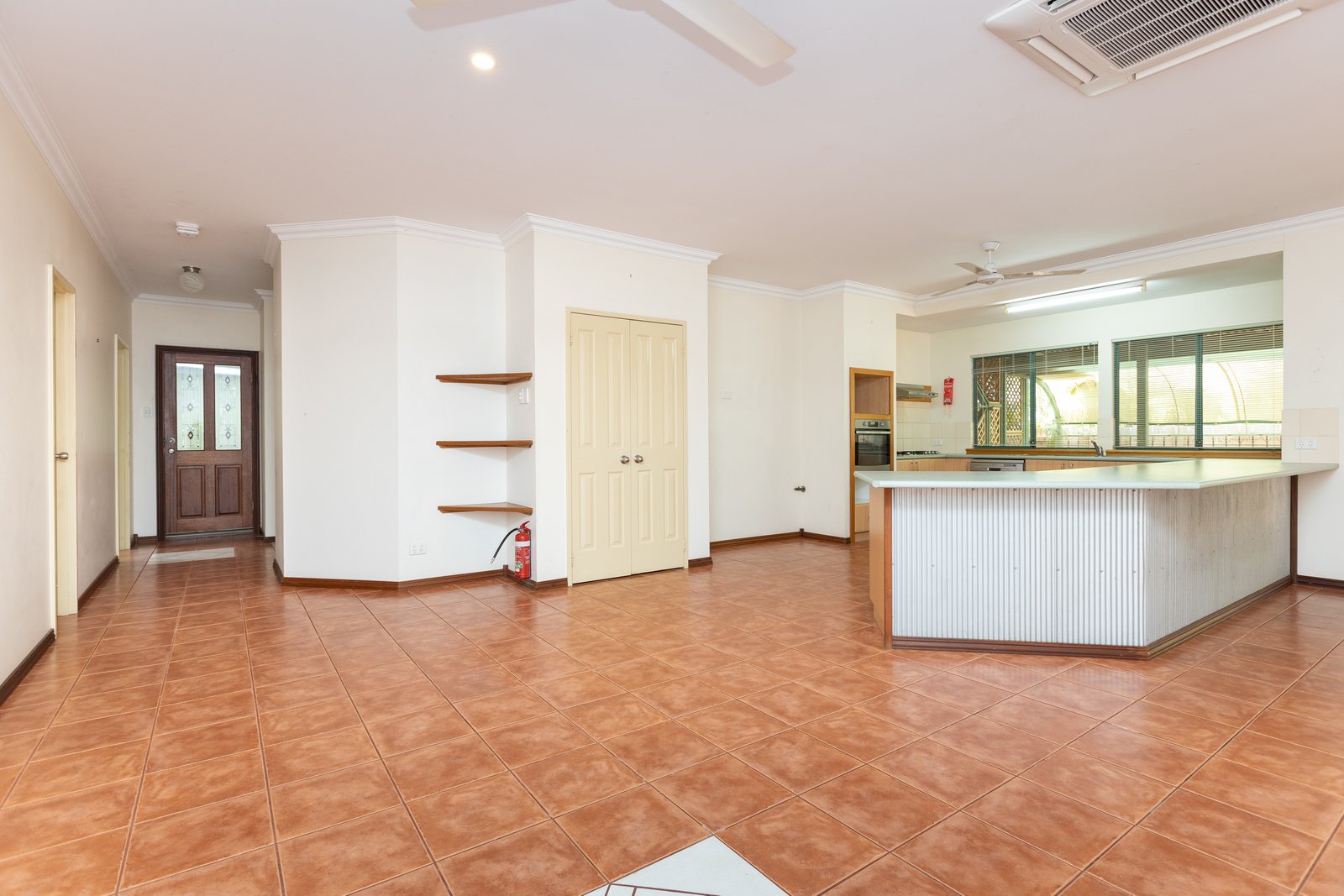 3 Egret Way DJUGUN 4