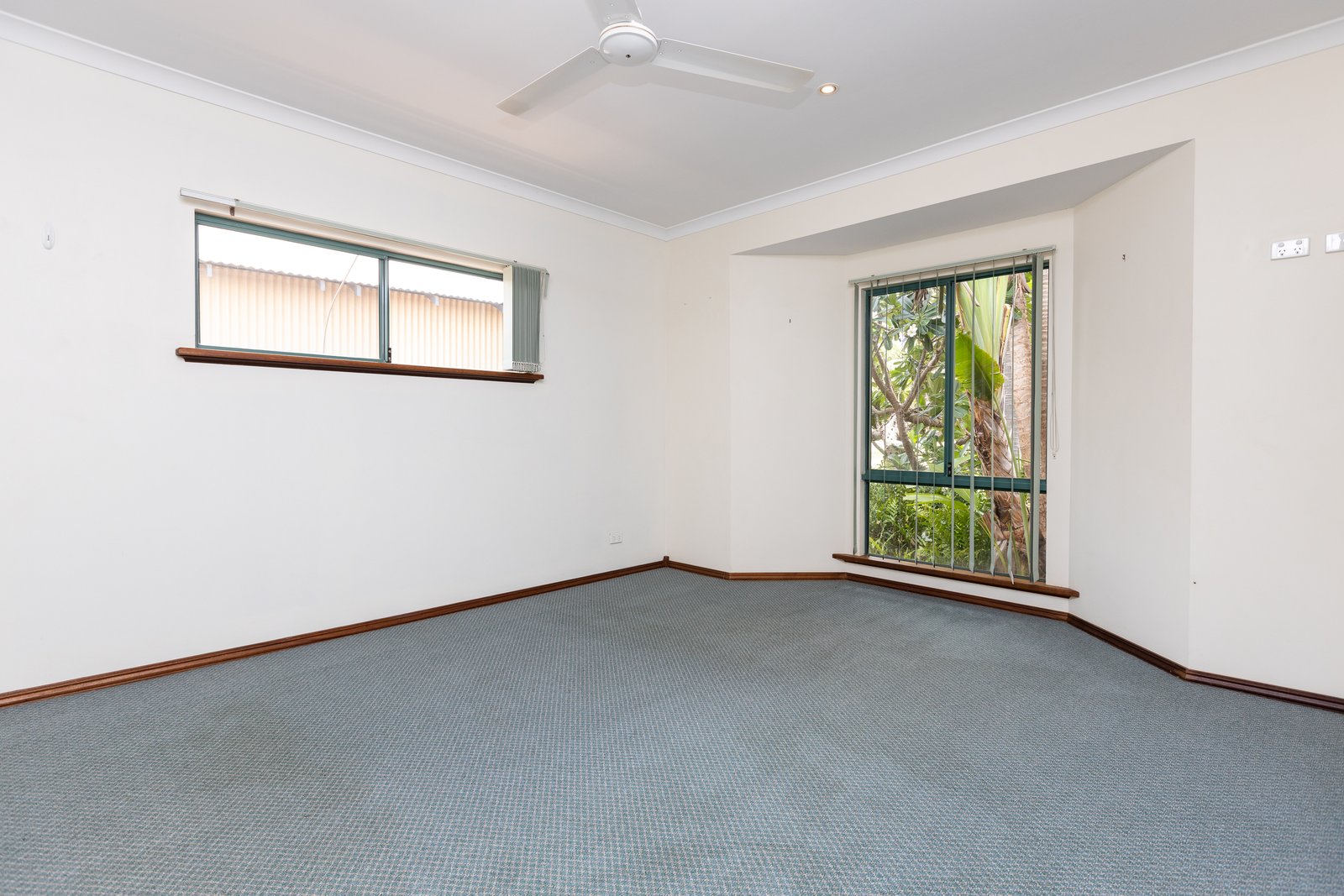 3 Egret Way DJUGUN 6