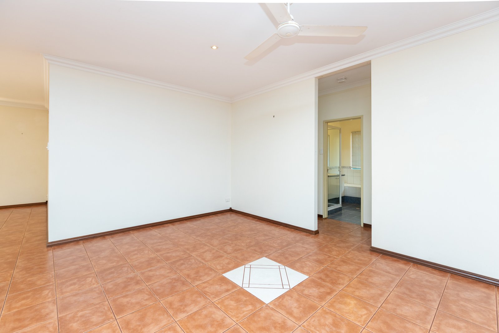 3 Egret Way DJUGUN 20