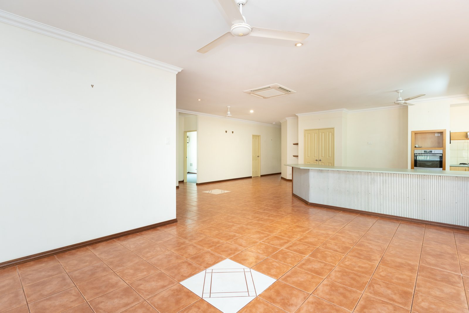 3 Egret Way DJUGUN 22