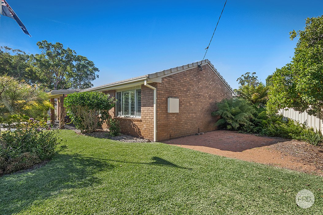 3 Elaine Avenue LEMON TREE PASSAGE 23