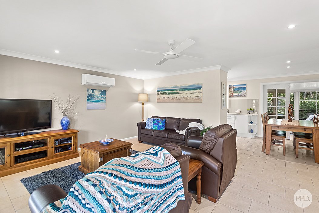 3 Elaine Avenue LEMON TREE PASSAGE 12