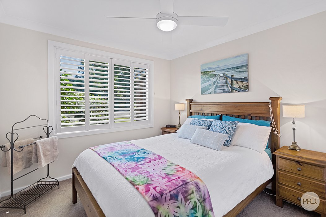 3 Elaine Avenue LEMON TREE PASSAGE 14