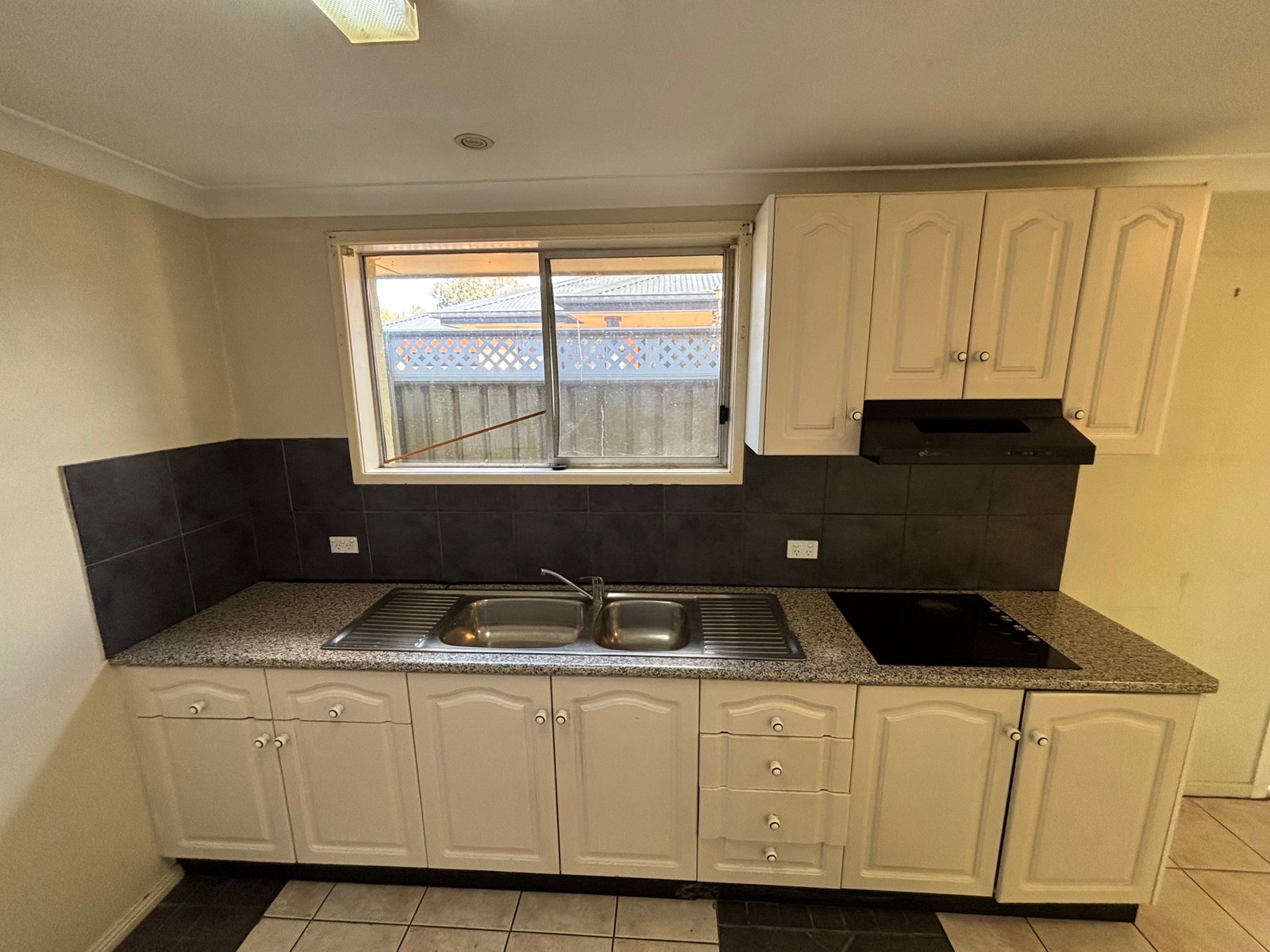 3 Electra Street TAMWORTH 5